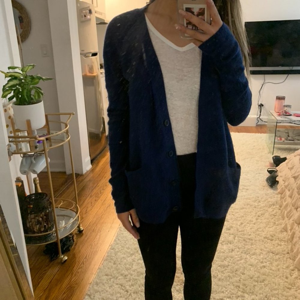 100% Cashmere Cardigan!